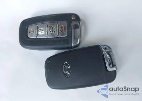 2013 Hyundai Elantra Limited from USA, damaged, VIN KMHDH4AE7DU670845